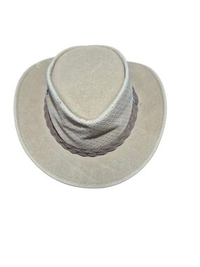 Aussie Chiller Bushie Perforated SOAK ME!